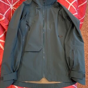 FW Women’s Manifest Tour 3L Jacket Sz L